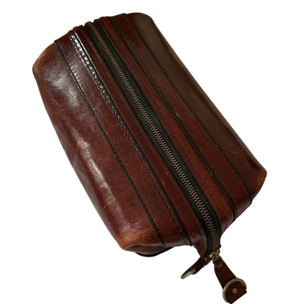 Vintage Leather Bathroom Bag